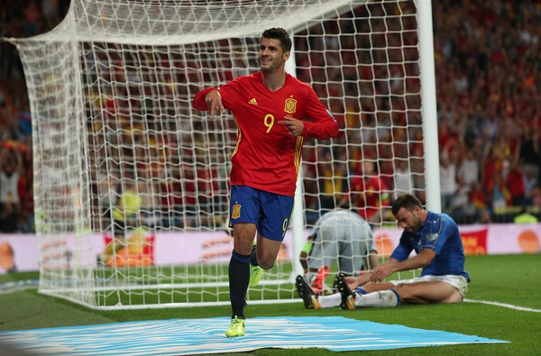 สเปน ถล่ม อิตาลี 3-0 คัดบอลโลก รักษาจ่าฝูงกลุ่ม G
